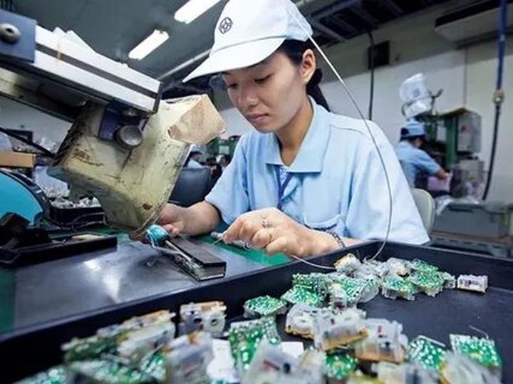 Bánh Ngọt, Thu Nhập Khỏe: Kiếm Tiền Từ Hotspot Matrix